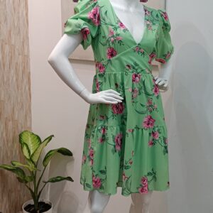 Vestido corto estampado floral