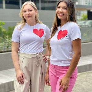 T-shirt con propósito CAVA