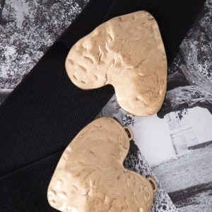 Cinturón elástico con hebilla forma Corazón dorado