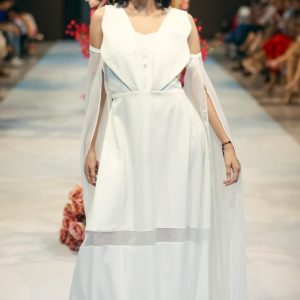 Maxi dress detalle hoja en pecho Gardenias Cava