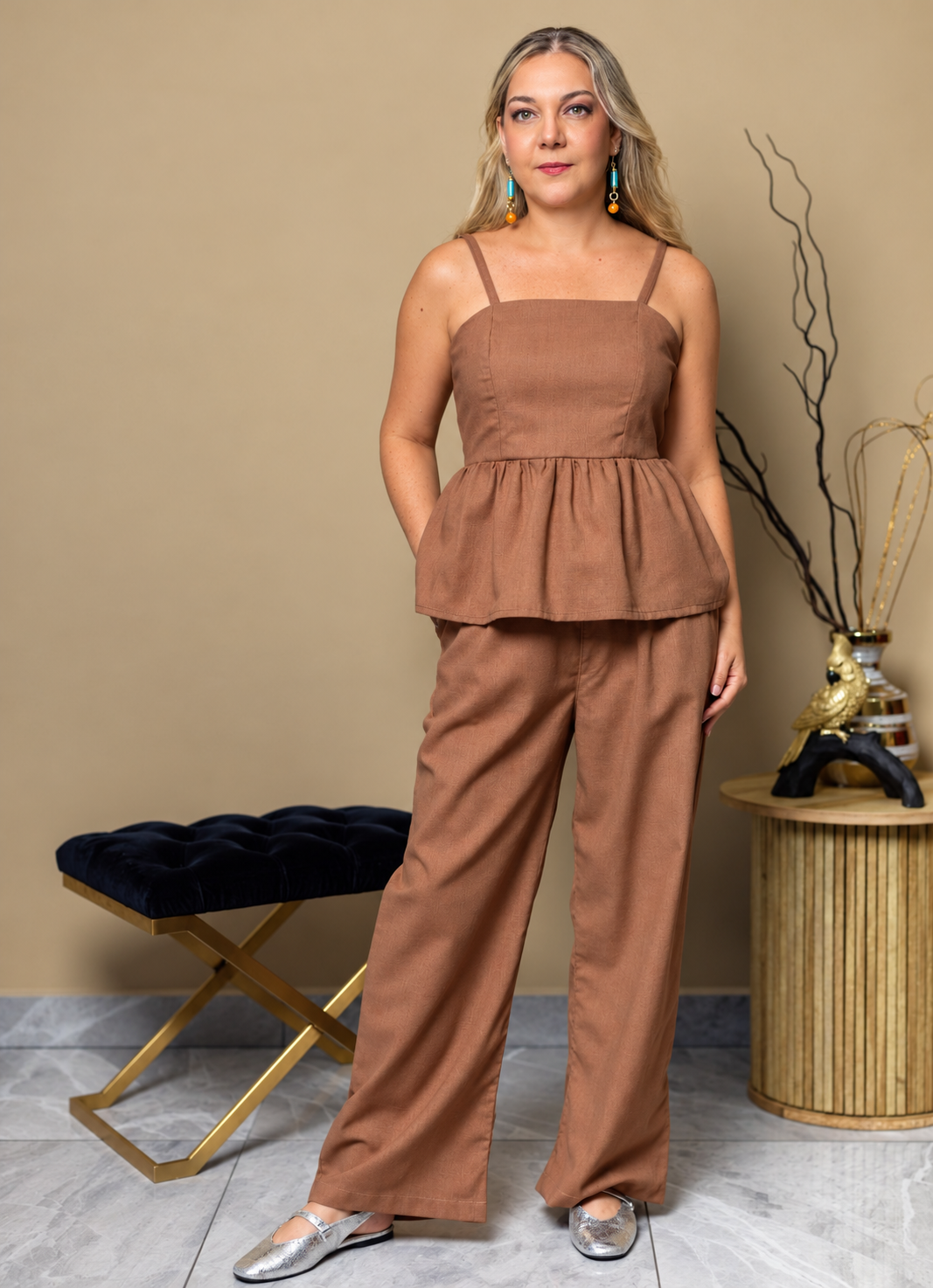 Pantalón moca con bolsillos Cápsula CAVA
